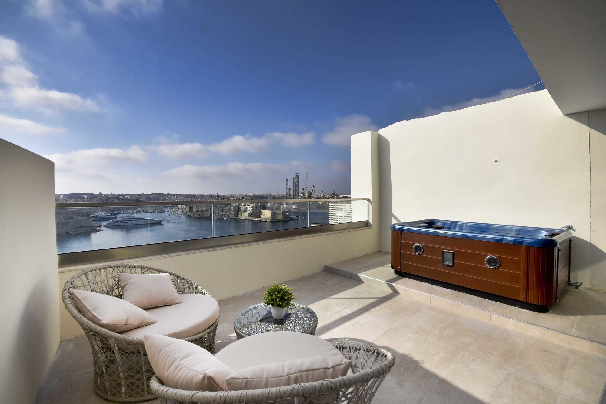 The British Suites Valletta Exterior foto